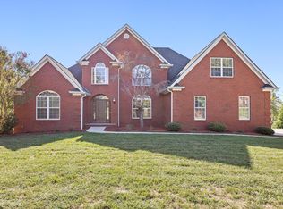 7228 River Run Dr, Chattanooga, TN 37416
