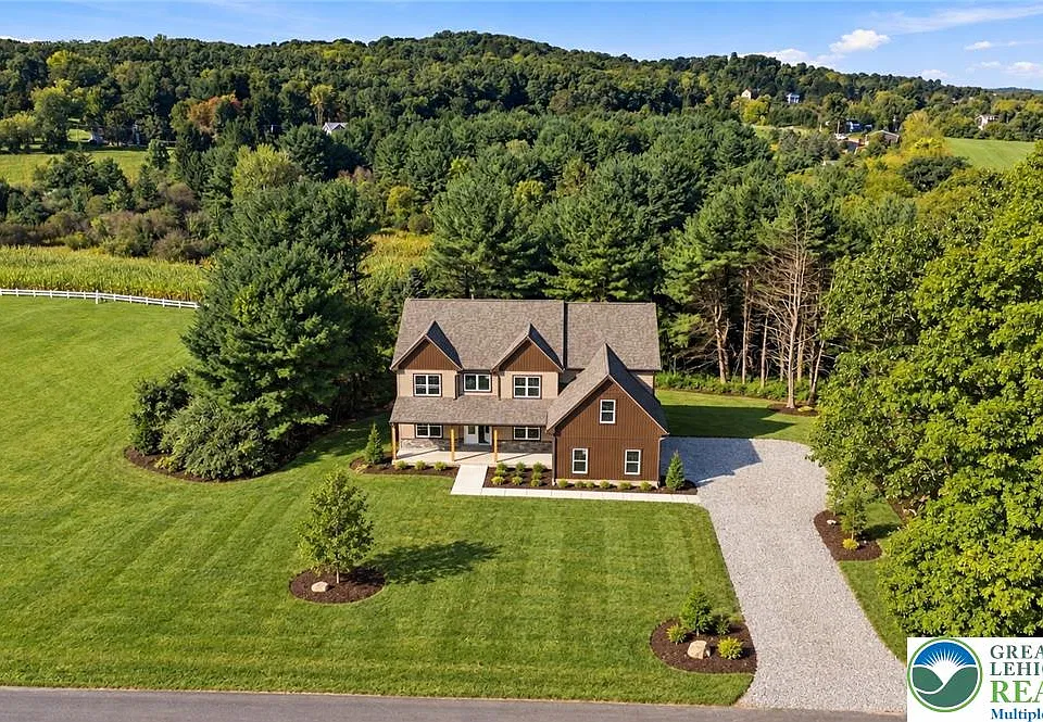 3104 Moyer Rd