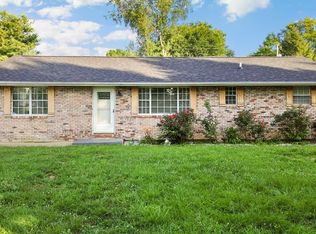 300 Oak Grove Ln, Somerset, KY 42501