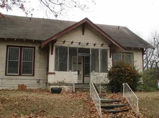 820 W 12th Ave, Pine Bluff, AR 71601