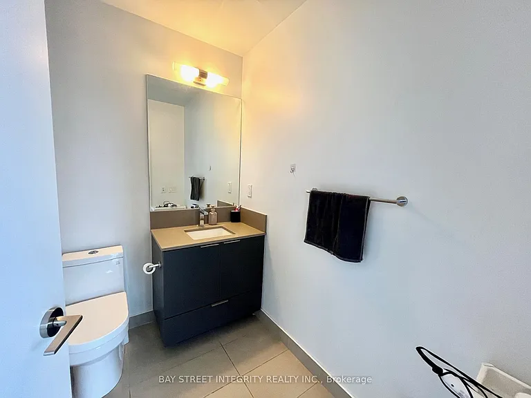 181 Dundas St E #3610 — Photo 10