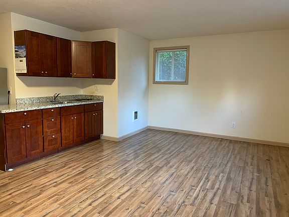 3rd image of 118 156th Ave SE #C