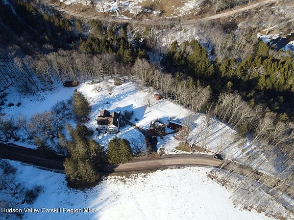 5th image of 785 Old Cross Mountain Road