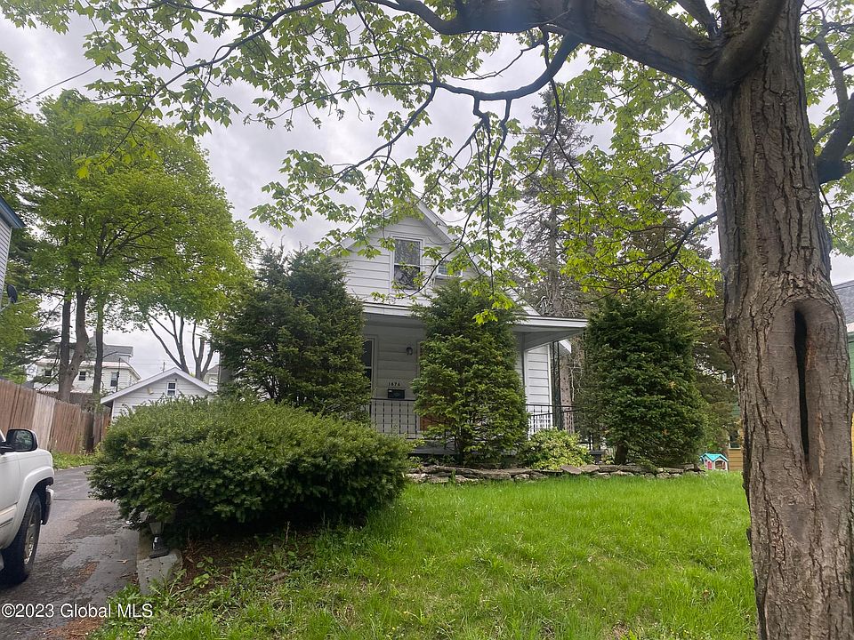 1676 Avenue B, Schenectady, NY 12308 Zillow