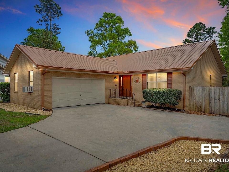 1st image of 2760 Manuel Cir