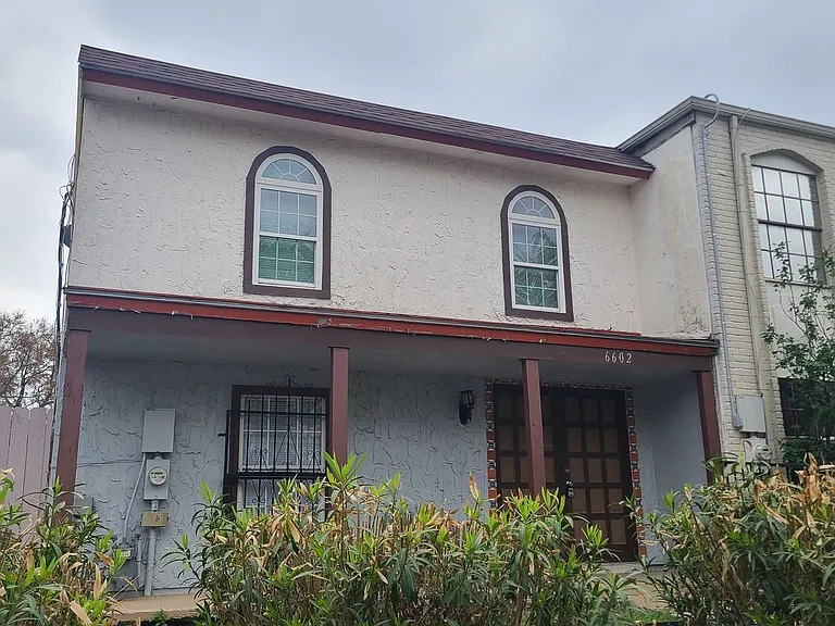 6602 Spring Manor St — Photo 2