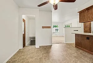 350 Hollywood Dr — Photo 9