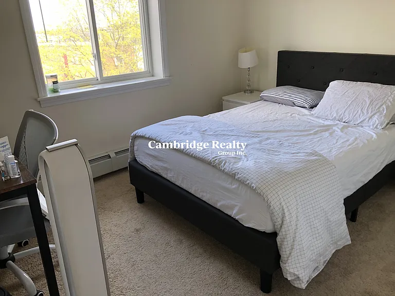 16 Westford St #8T — Photo 13