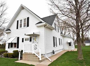 312 W 20th Ave, Oshkosh, WI 54902