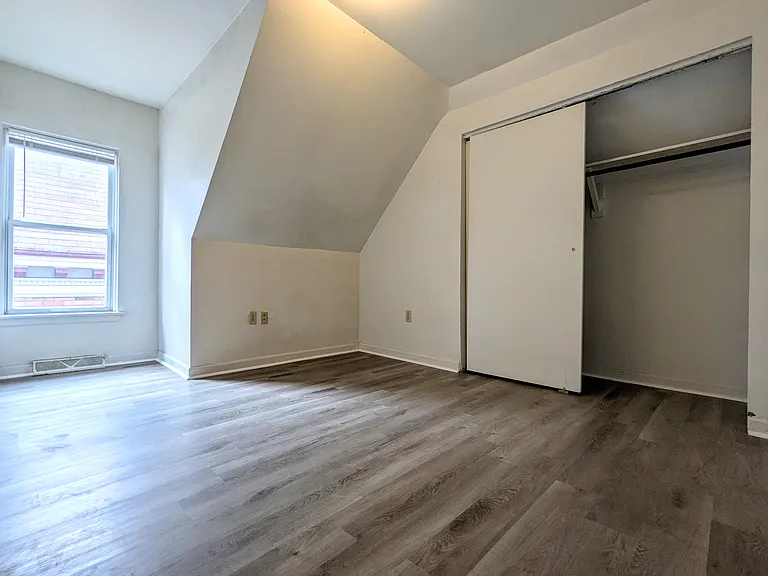 5552 Black St #2 — Photo 11
