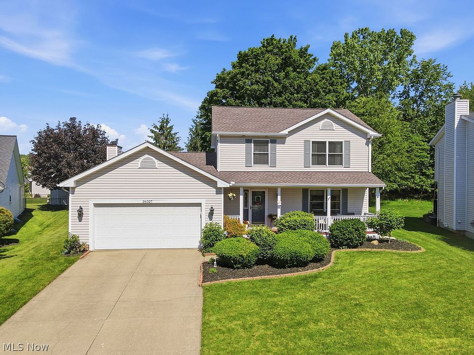 1st image of 38327 Sheerwater Ln