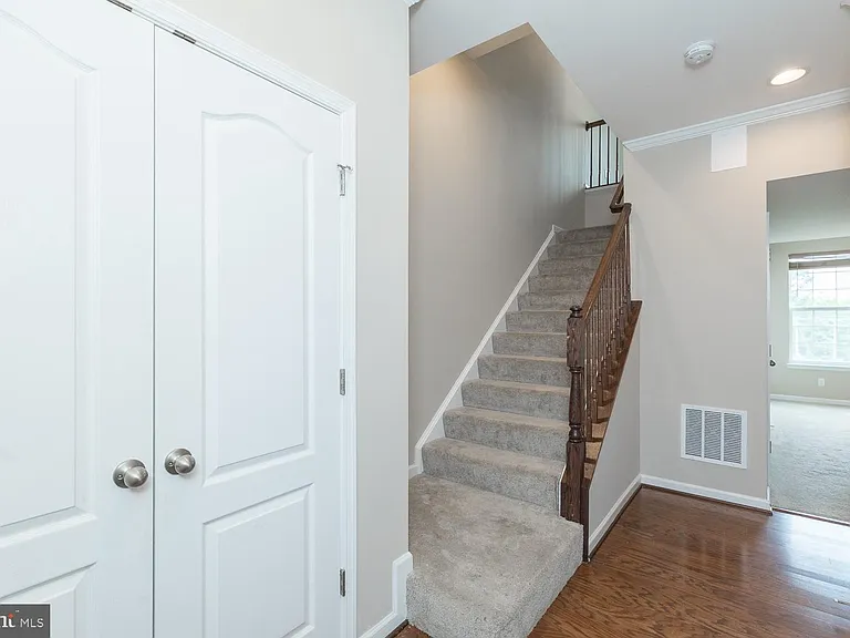227 Schramm Loop — Photo 47
