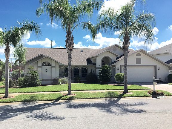 2nd image of 13700 Arden Dr