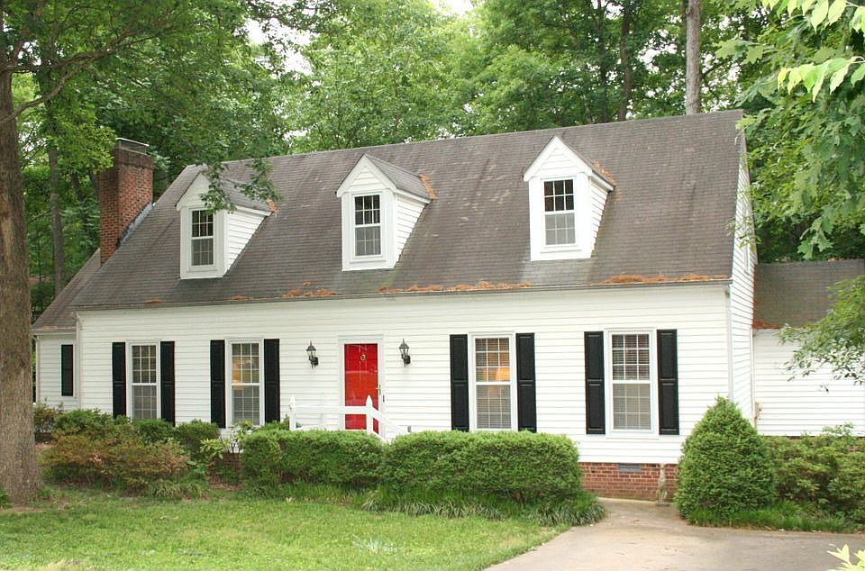 Beautiful Cape Cod Style Home