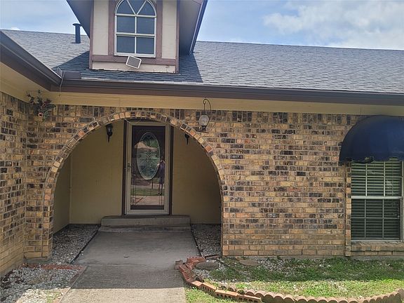 5th image of 4100 Longleaf Ln