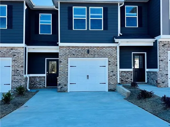 215 Ivey Ter #31, Temple, GA 30179