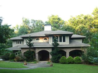 4835 Short St, Suwanee, GA 30024