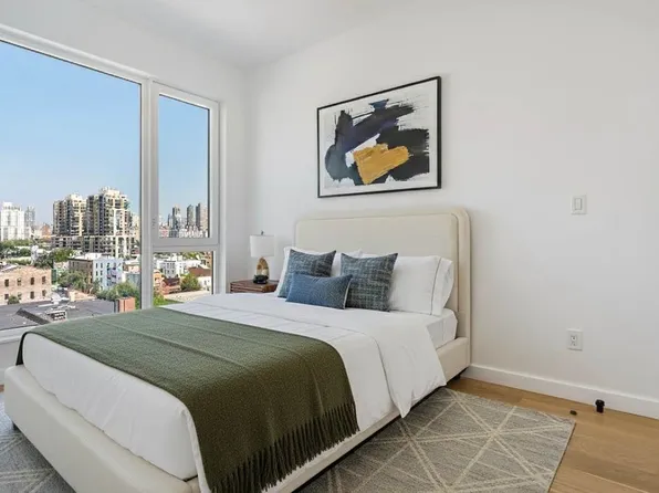 11-14 35th Avenue image 3 of 4