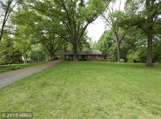 6803 Springfield Dr, Lorton, VA 22079