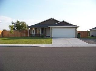 8720 Massey Dr, Pasco, WA 99301