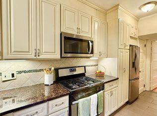 17 Aiken Ave, Princeton, NJ 08540