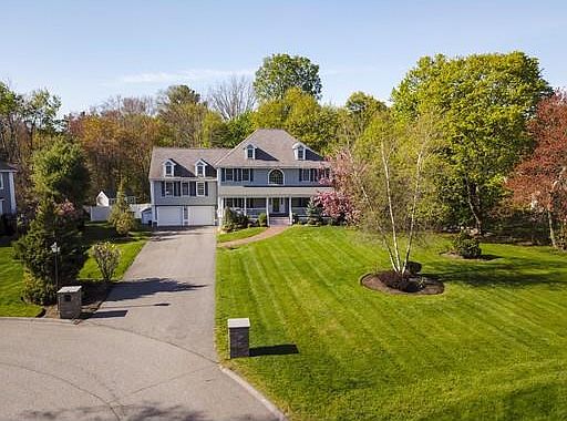 2nd image of 5 Green Meadow Dr