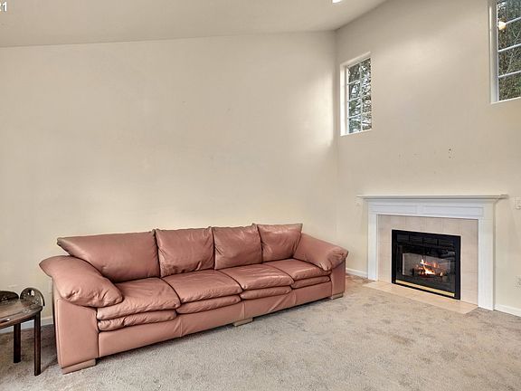 3rd image of 13211 SW Summerwood Dr
