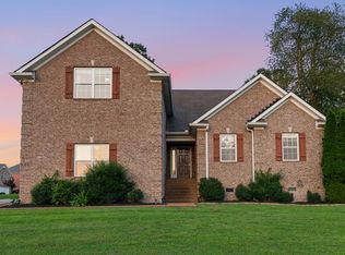 901 Hot Springs Ct, Gallatin, TN 37066