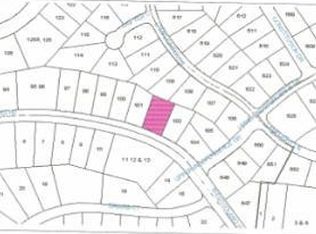 102 Westcolang Rd, Lackawaxen, PA 18435