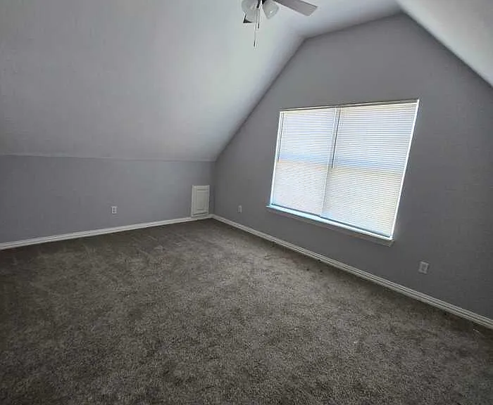11018 Shady Oaks Dr — Photo 5