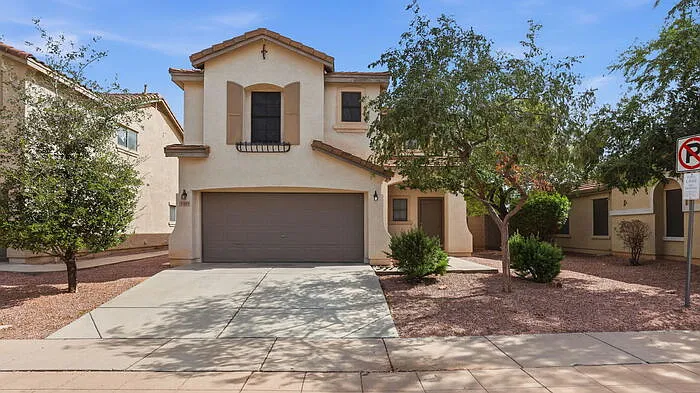 3 bed, 2.5 bath, 1577 sqft, $2,195 — Photo 1