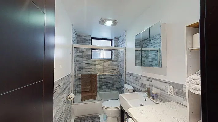 Rented by Charles Coutinho LLC | media 10