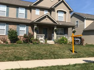 28962 Betsy Dr, Flat Rock, MI 48134