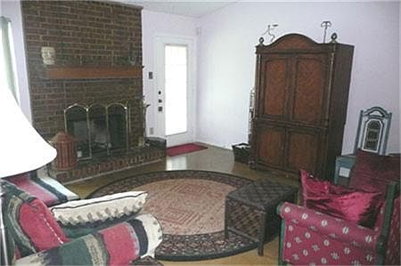 4th image of 1123 Cedar Run Dr