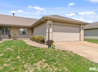 113 Eagle Ridge Dr, Chatham, IL 62629