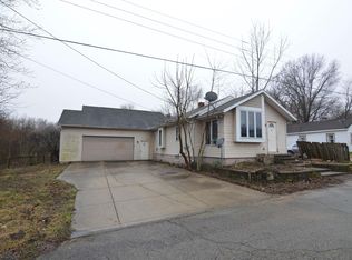 4332 Kankakee Trl, South Bend, IN 46619