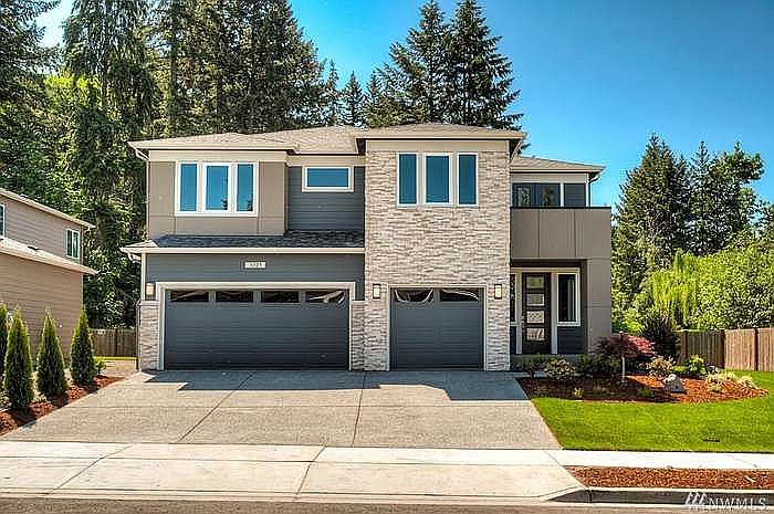 1st image of 4404 141st St SE