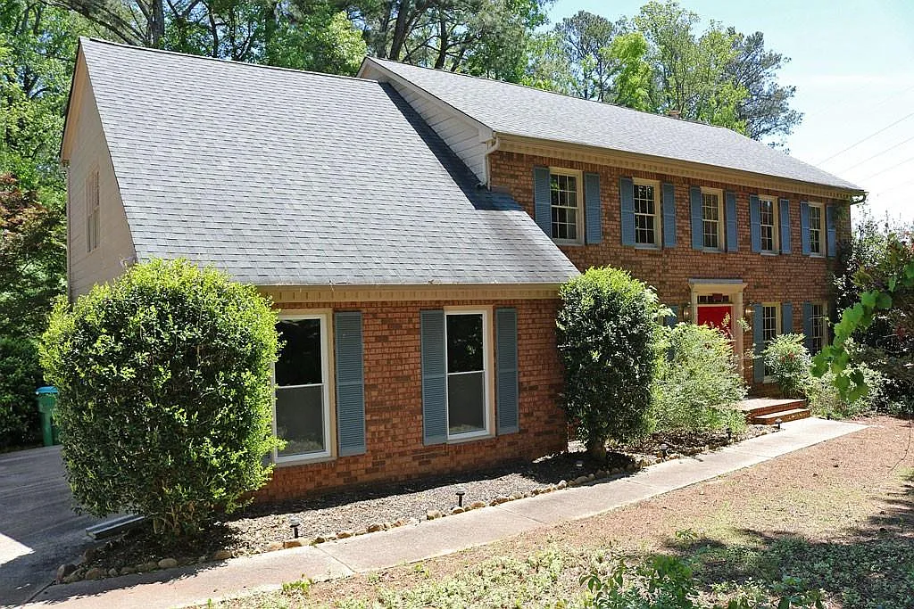 4646 Chimney Rock Dr photo 1