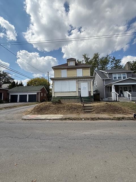 1st image of 977 Heyl Ave