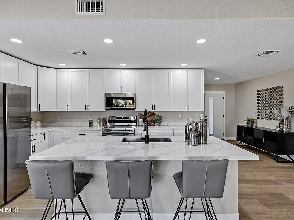 1st image of 2406 W LOS LAGOS Vista