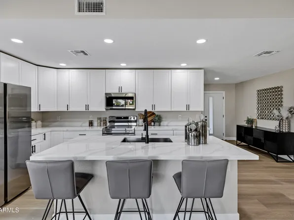 2406 W LOS LAGOS Vista, Mesa, AZ 85202