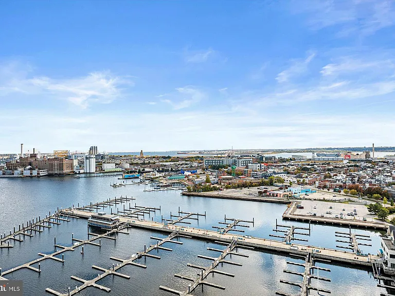 100 Harborview Dr #1901 — Photo 33