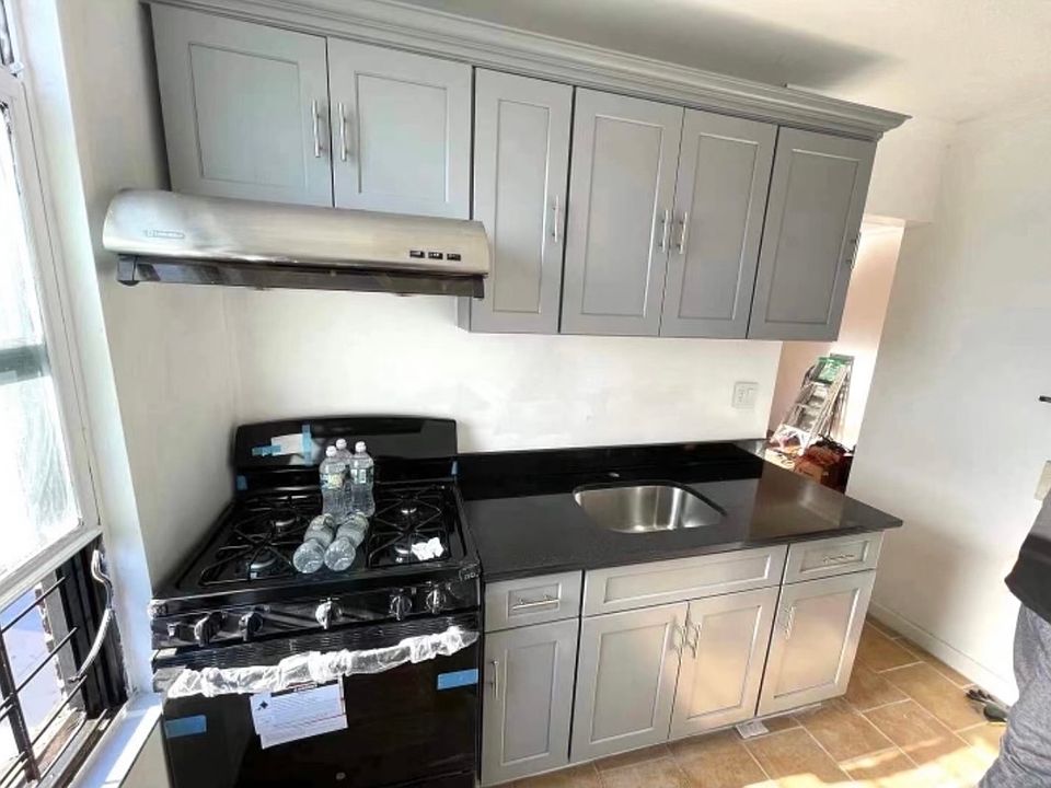1st image of 35-40 31st St #3