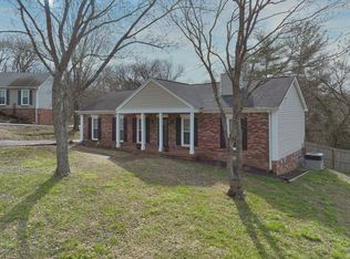 1104 Blythe Ct E, Nashville, TN 37221