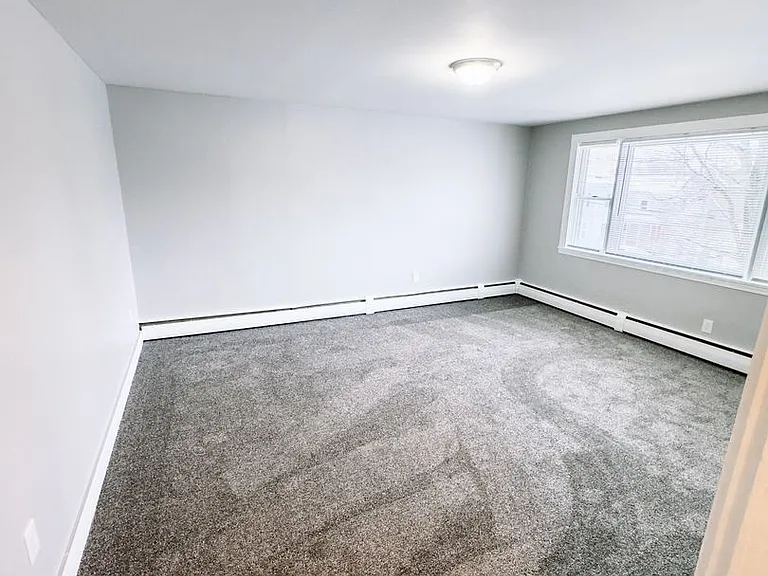127 Northern Ave — Photo 3