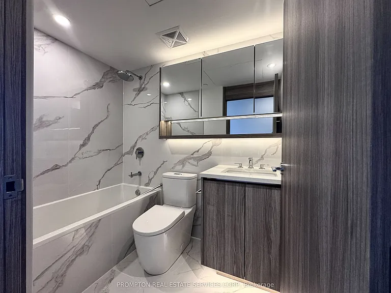 18 Esther Shiner Blvd #1807 — Photo 5