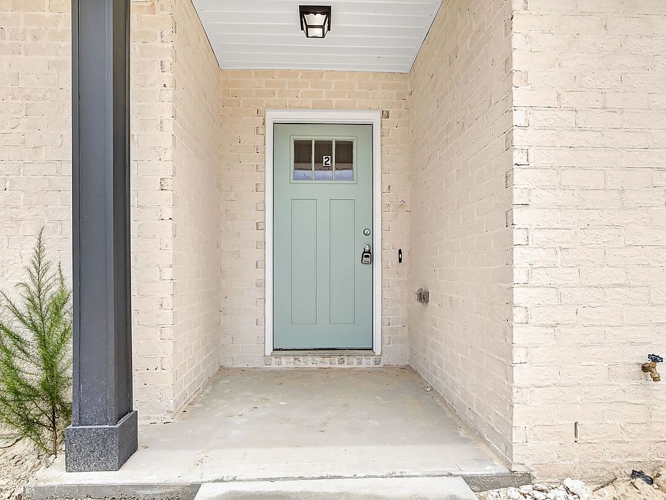 1st image of 2722 S Largo Ave