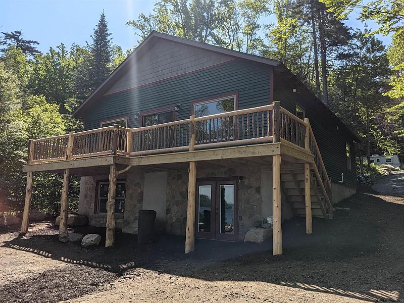 2nd image of 120 CUBS COVE Lane