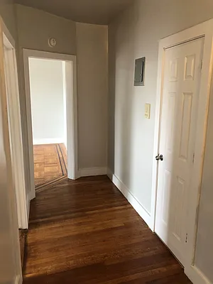 Rented by Abba Realty Associates INC | media 8