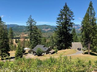 922 Benedict Rd, Winston, OR 97496